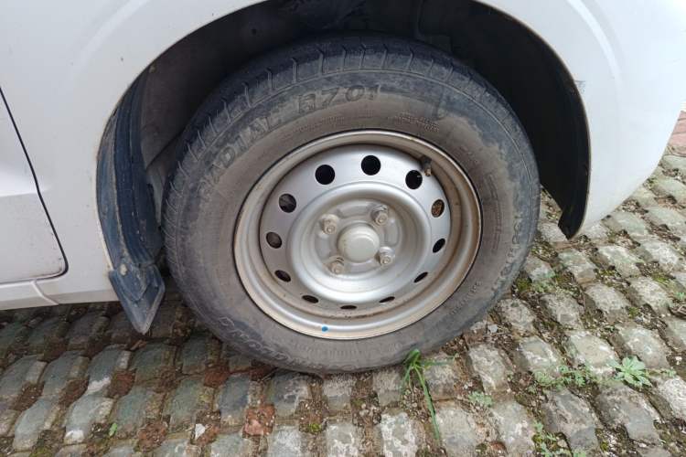 Used Wuling Hongguang V 2021 1.5L Jingqu Edition Enclosed-Window Vehicle LAR