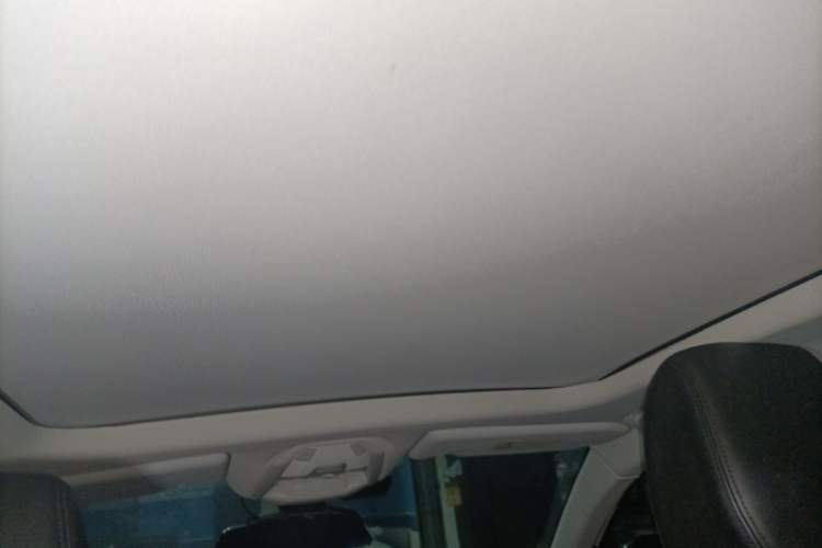 Used Peugeot 5008 2017 380THP 7-Seater Luxury Edition
