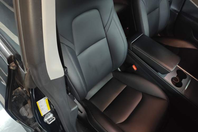 Used Tesla Model 3 2022 Rear-Wheel-Drive Version