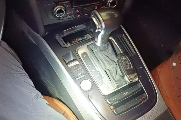 Used Audi A4L 2016 35 TFSI Collector's Edition Automatic Standard Model
