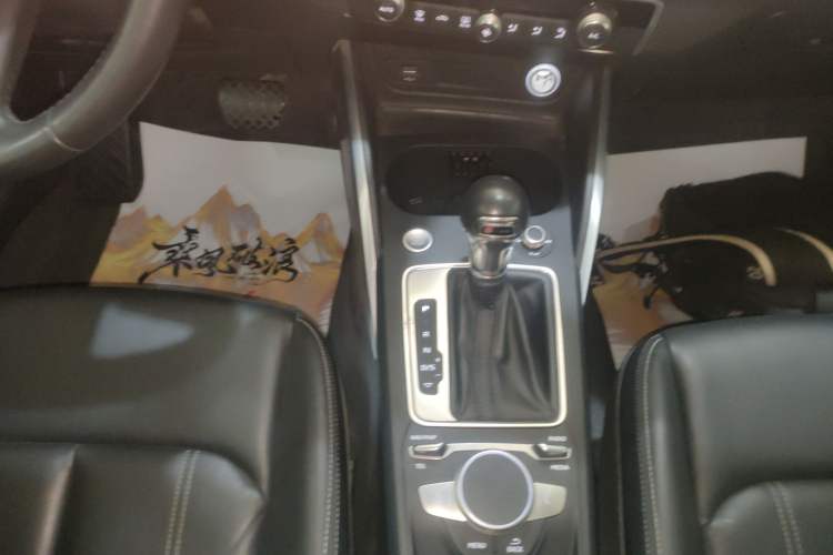 Used Audi Q2L 2018 35 TFSI Luxury Prestige Version China VI