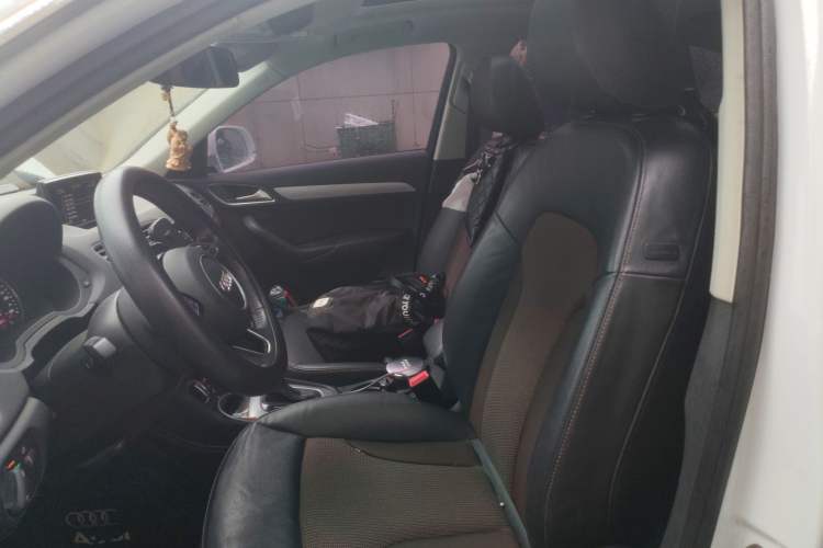 Used Audi Q3 2017 30 TFSI Fashion Model
