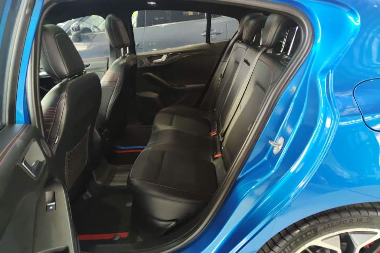 Used Ford Focus 2021 Sedan EcoBoost 180 Automatic ST Line