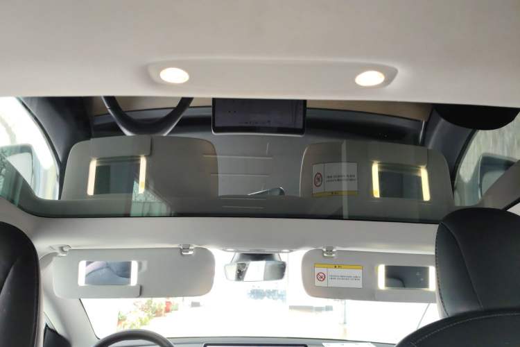 Used Tesla Model 3 2019 Standard Range Rear-Wheel Drive Upgraded Version (60 kWh)