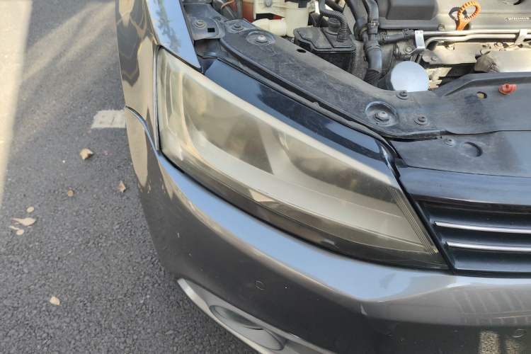 Used Volkswagen Sagitar 2012 1.4TSI Automatic Luxury Edition