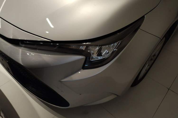 Used Toyota Levin 2019 Dual-Engine 1.8H E-CVT Entry-Level Model China VI Standard
