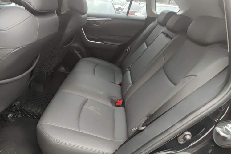 Used Toyota RAV4 2021 2.0L CVT Two-Wheel Drive Urban Edition
