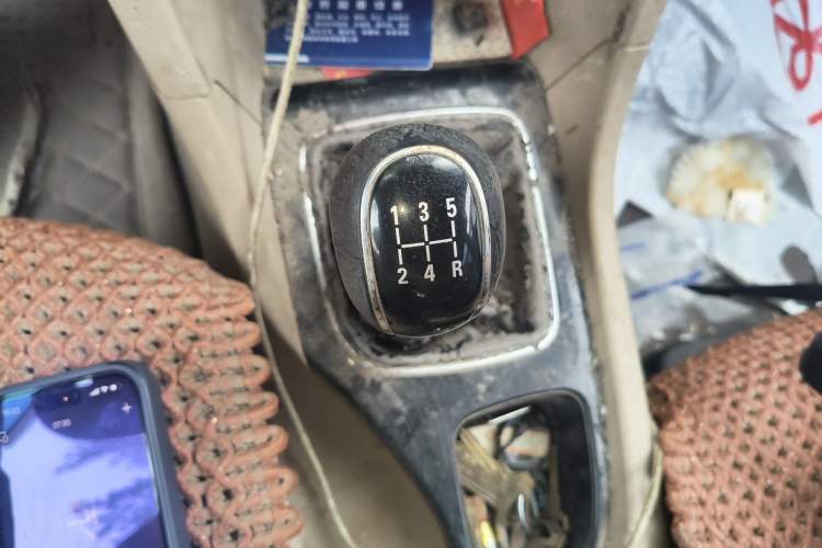 Used Baojun 730 2016 1.5L Manual Comfort Version 7 Seats China V Emission Standard Gear Lever