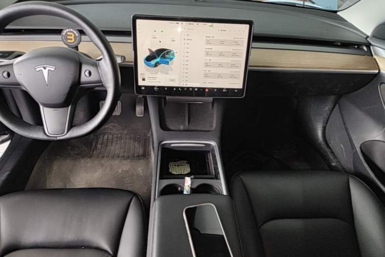 Used Tesla Model 3 2022 Rear-Wheel-Drive Version
