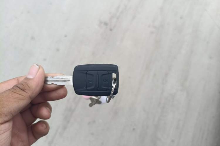 Used Wuling Hongguang V 2022 1.5L Jingqu Edition Electric-Assist LAR