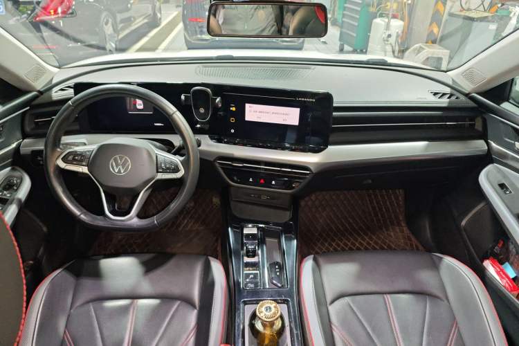 Used Volkswagen Lamando 2022 Lingdu L 280TSI DSG Spicy Edition Center Console