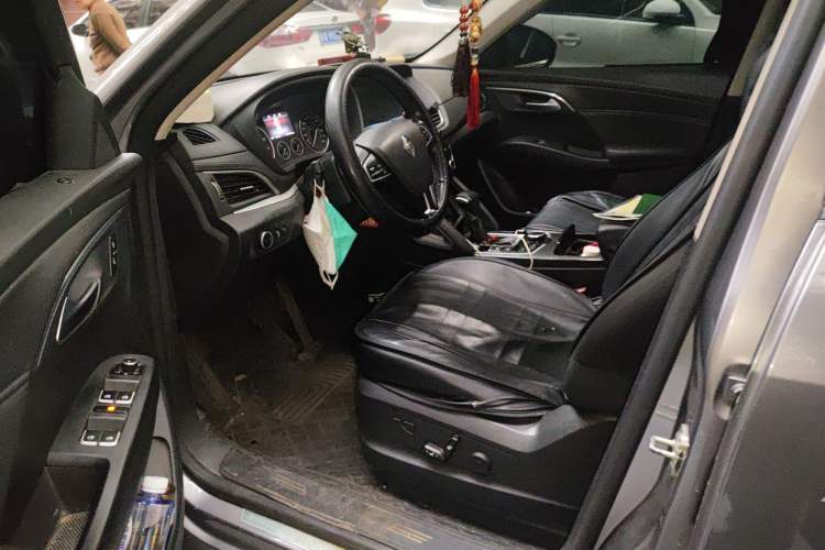 Used BORGWARD BX7 2016 28T Two-Wheel Drive Luxury Version 5 Seats