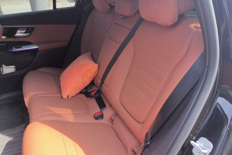 Used Mercedes-Benz GLC 2026 GLC 260 L 4MATIC Luxury Model
