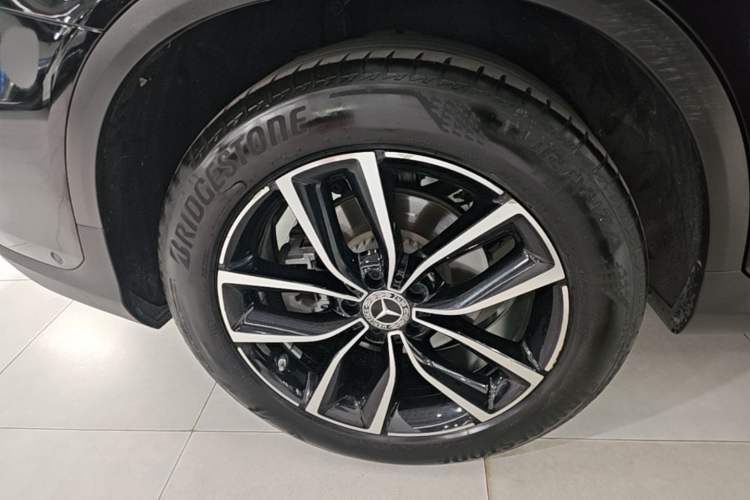 Used Mercedes-Benz GLC 2022 Second Facelift GLC 260 L 4MATIC Luxury Edition
