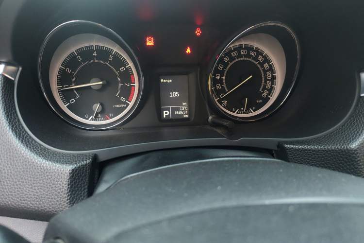 Used Suzuki Kizashi 2011 2.4L Two-Wheel Drive Luxury Navigation Edition
