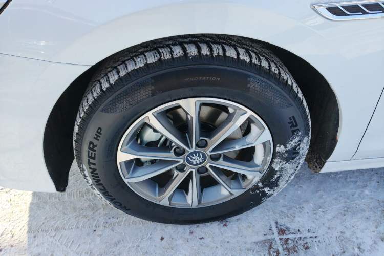 Used BYD Qin PLUS 2024 HONOR Edition DM-i 55KM Leading Model
