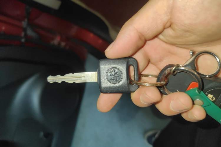 Used Venucia R50 2015 1.6L Automatic Fashion Edition
