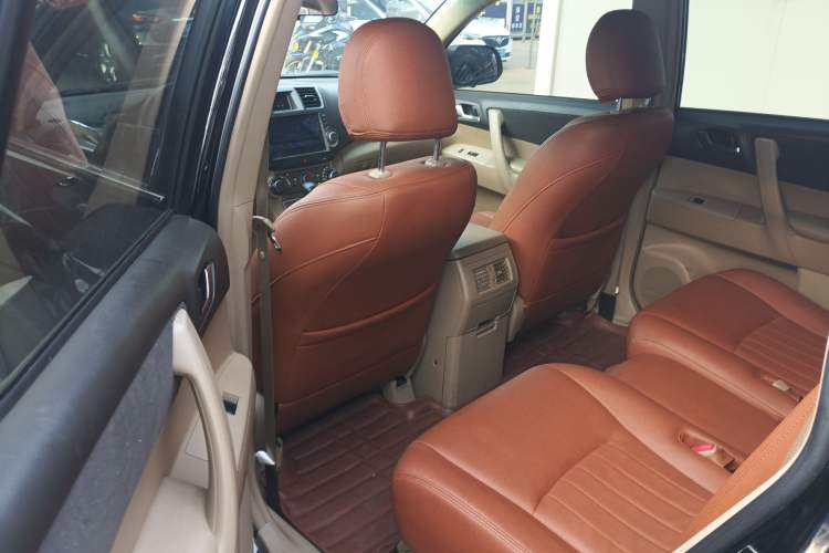 Used Toyota Highlander 2012 2.7L 2WD 5-Seater Elite Edition Left Rear Seat