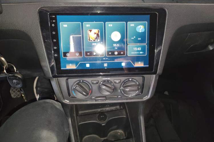 Used Volkswagen Santana 2016 1.4L Manual Fashion Edition