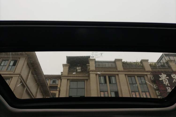 Used Chevrolet Malibu XL 2022 535T Automatic Sport Edition Headliner