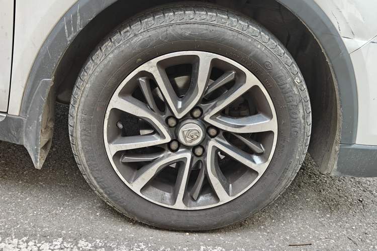 Used Baojun 730 2017 1.5T Manual Style 7 Seats China V