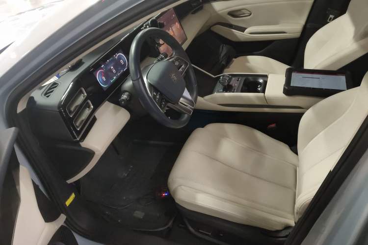 Used BYD Qin L 2024 DM-i 120KM Leading Model Left Front Seat