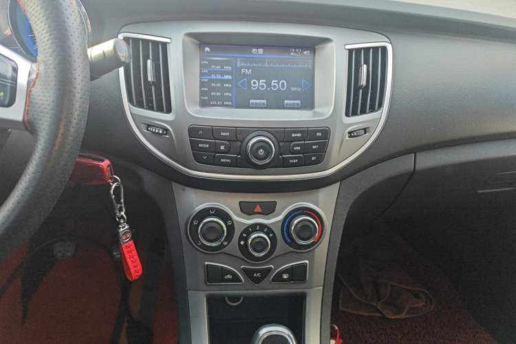 Used Cowin C3 2015 1.5L Manual Gold Diamond Edition