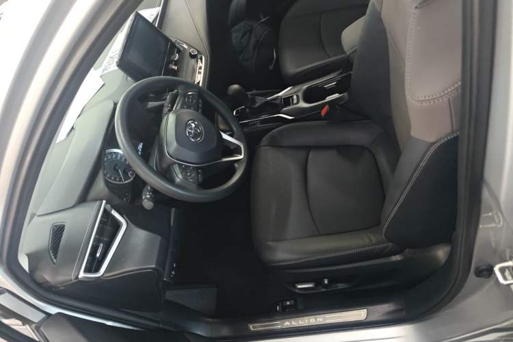 Used Toyota Allion 2021 2.0L Deluxe Edition
