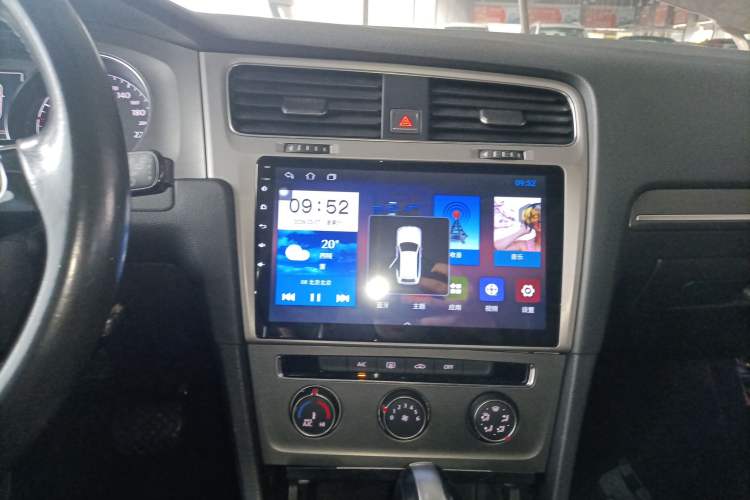 Used Volkswagen Golf 2016 1.6L Automatic Comfort Model
