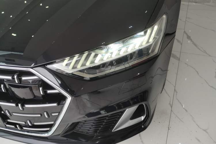 Used Audi A7L 2024 45TFSI S-line Dream-Building Edition Flow Crystal Package