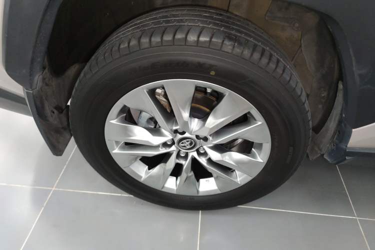 Used Toyota Wildlander 2021 Dual-Engine 2.5L E-CVT Two-Wheel Drive Luxury Edition
