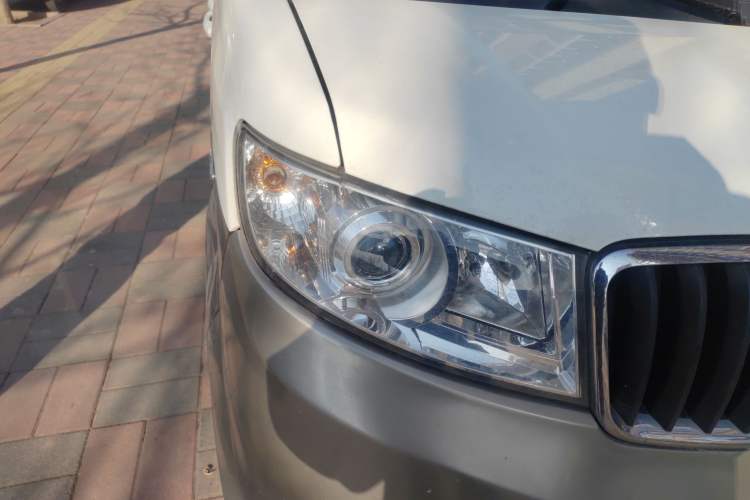 Used Jinbei New Hiace X30L 2021 1.5L Wealth Edition Bus Non-Air-Conditioned China VI Standard SWC15M