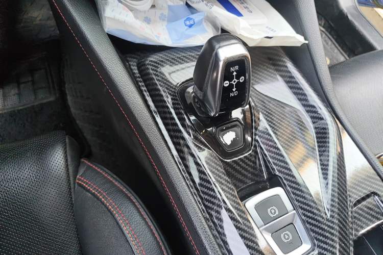 Used Lynk & Co 02 2018 1.5T DCT Two-Wheel Drive Pro Version China V Emission Standard