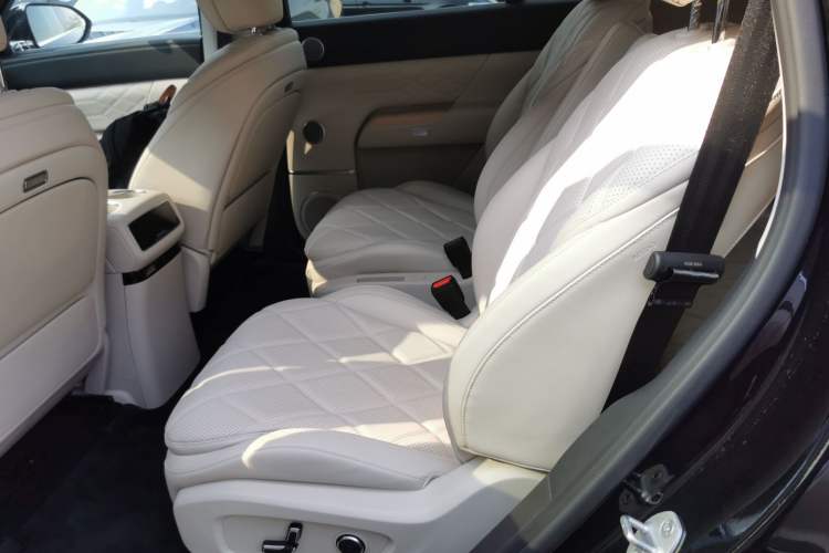 Used Chery T11 2026 Model 220 All-Wheel Drive Family Fun Edition