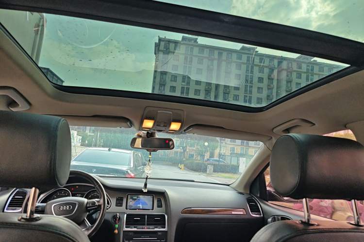 Used Audi Q7 2013 35 TFSI Ambition Edition Headliner