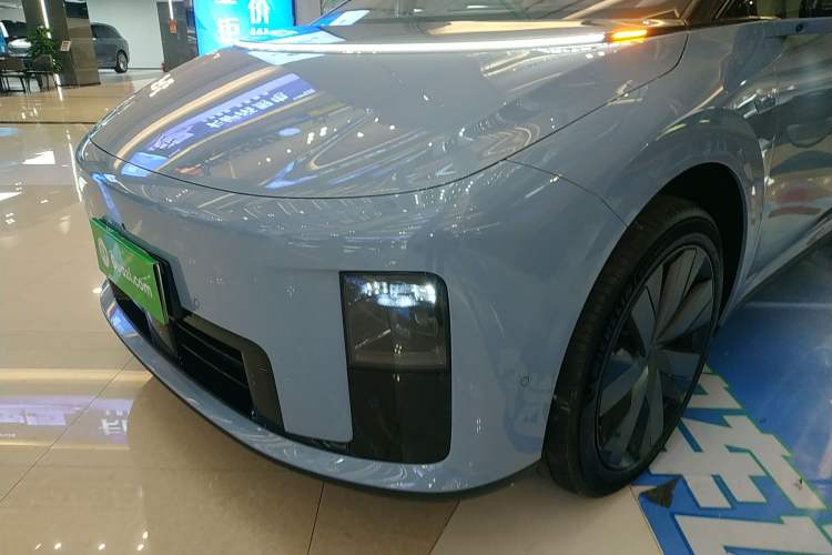 Used Li Auto i8 2025 Model Standard Version Left Front Headlight