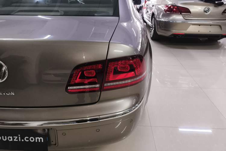 Used Volkswagen Phaeton 2012 3.0L Executive Version
