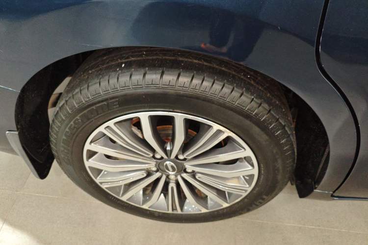 Used GAC Trumpchi M6 2019 270T DCT Prestige Edition (7-seater) China VI