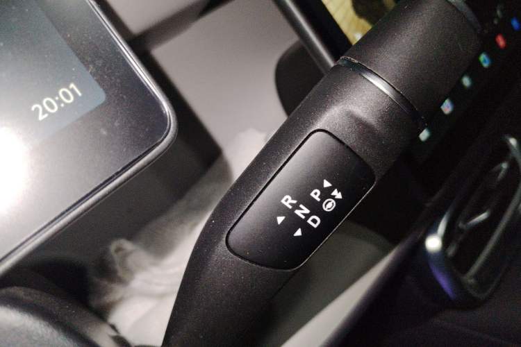 Used Leapmotor B01 2025 550 Enjoyment Edition Gear Lever