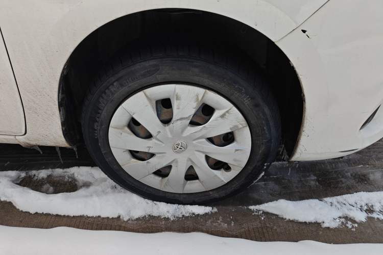 Used Toyota Vios 2014 1.5L Automatic ZhiZhen Edition Right Front Wheel Hub