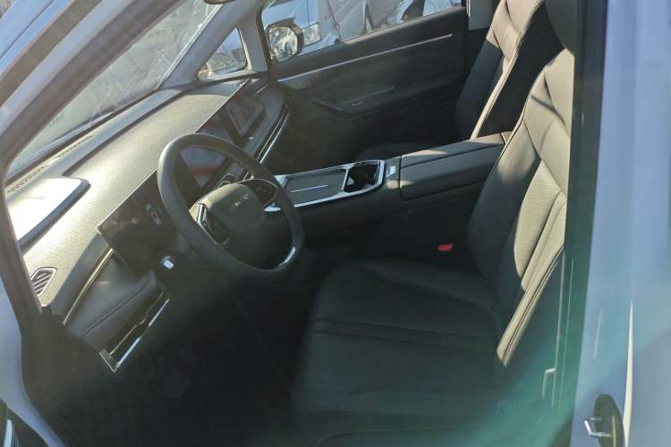 Used SAIC MAXUS G70 2024 2.0T Automatic Flagship Version 7 Seats