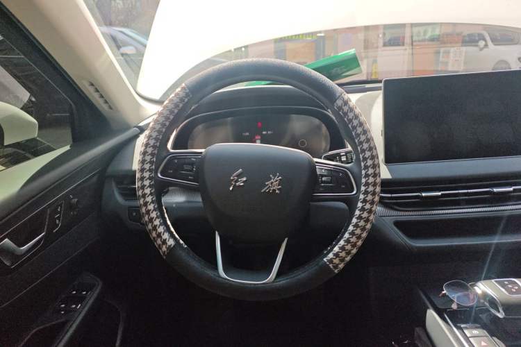 Used Hongqi E-QM5 2022 431 km Charge & Enjoy Edition Steering Wheel