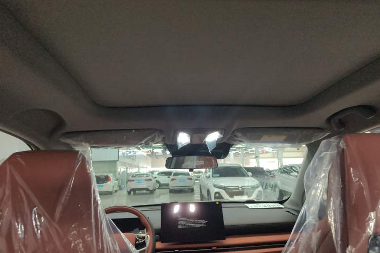 Used Changan CS75 PLUS 2026 Model, Smart Champion Edition 1.5T New Blue Whale Smart Navigation Version