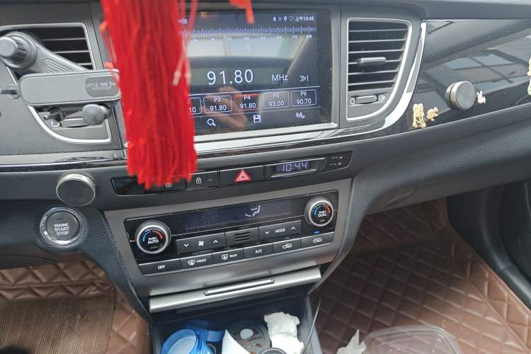 Used Hyundai Mistra 2014 1.8L Automatic Deluxe DLX Model Audio And AC Panel