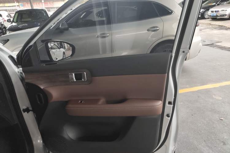 Used Wuling Xingguang S 2024 130km Flagship Version
