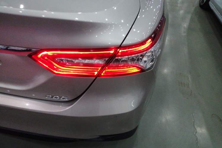 Used Toyota Camry 2019 Revised Version 2.0G Luxury Edition