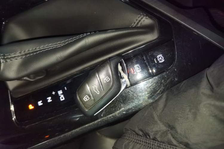 Used Roewe i5 2021 Revised Version 1.5L CVT Diamond Edition