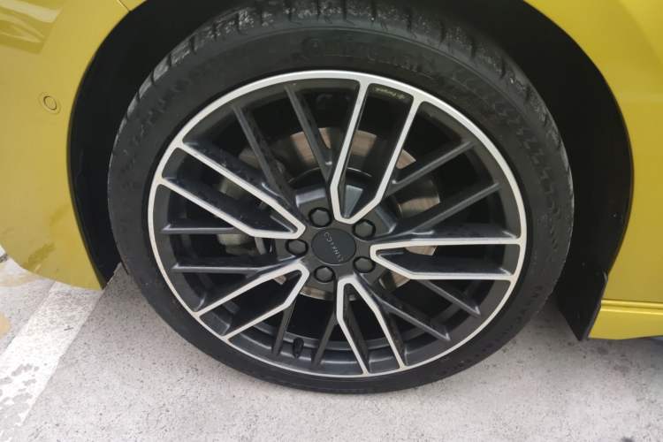 Used Lynk & Co 03 2021 03+ 2.0TD Automatic Wind-Chasing Edition Exterior 4