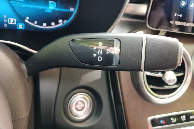 Used Mercedes-Benz GLC 2022 GLC 300 L 4MATIC Dynamic Model Gear Lever