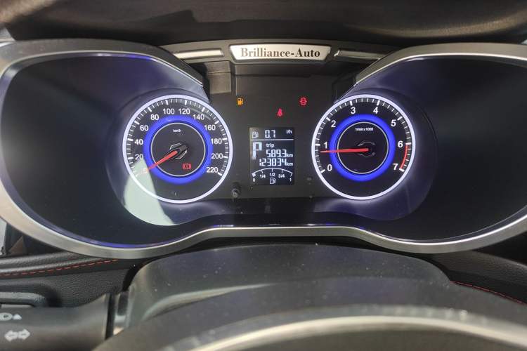 Used Brilliance V3 2016 1.5L Automatic Elite Model Odometer Close Up